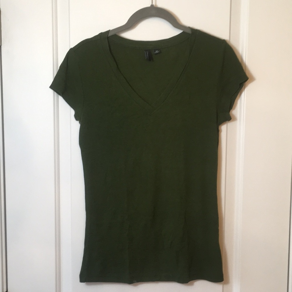 Cynthia Rowley Olive green v-neck T